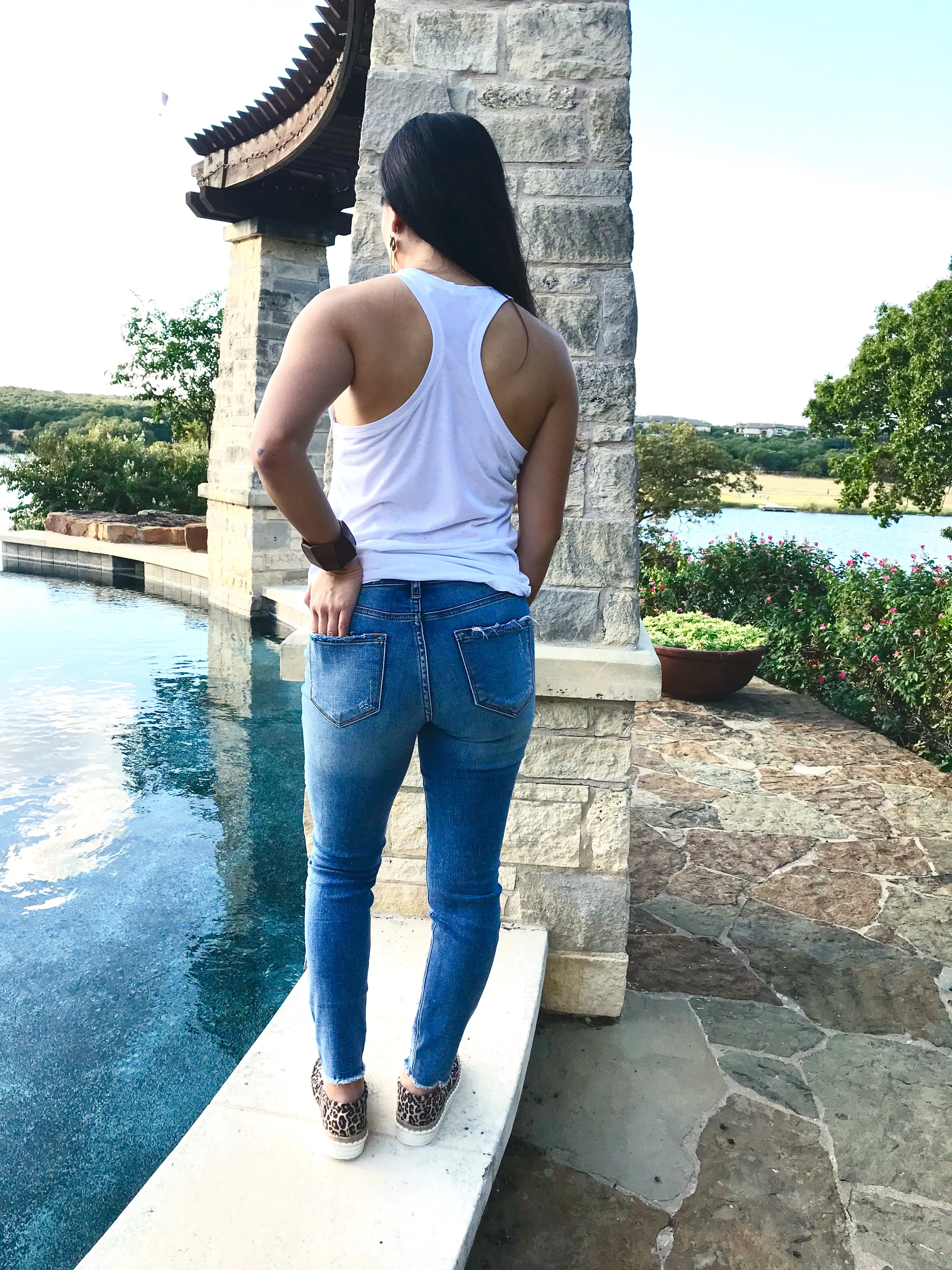 High Rise Distressed Skinnies Jeans