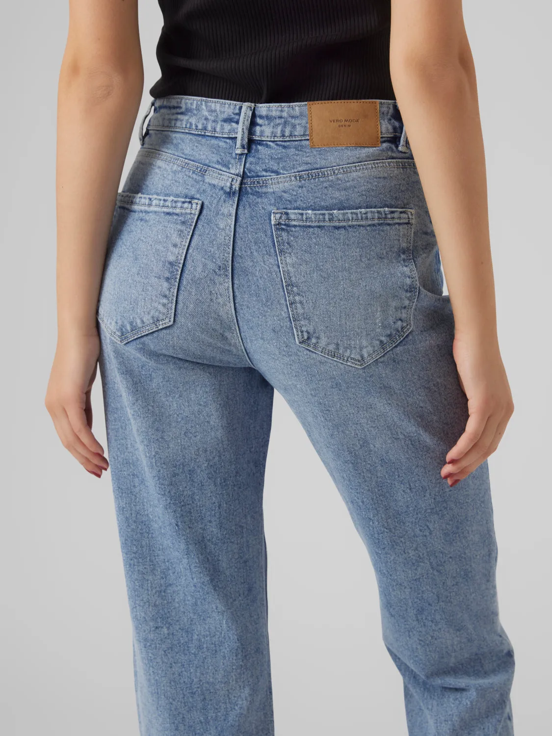 VMLINDA HR MOM JEANS GU3184 GA NOOS